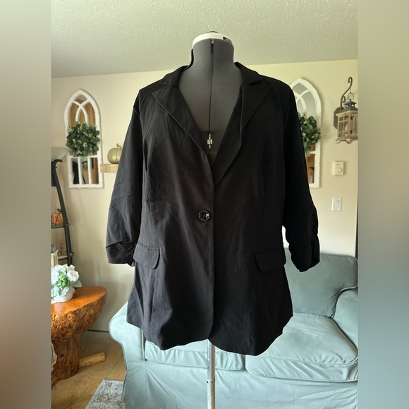 Torrid Studio Lexington Millennium Stretch Blazer - Black - Picture 1 of 8